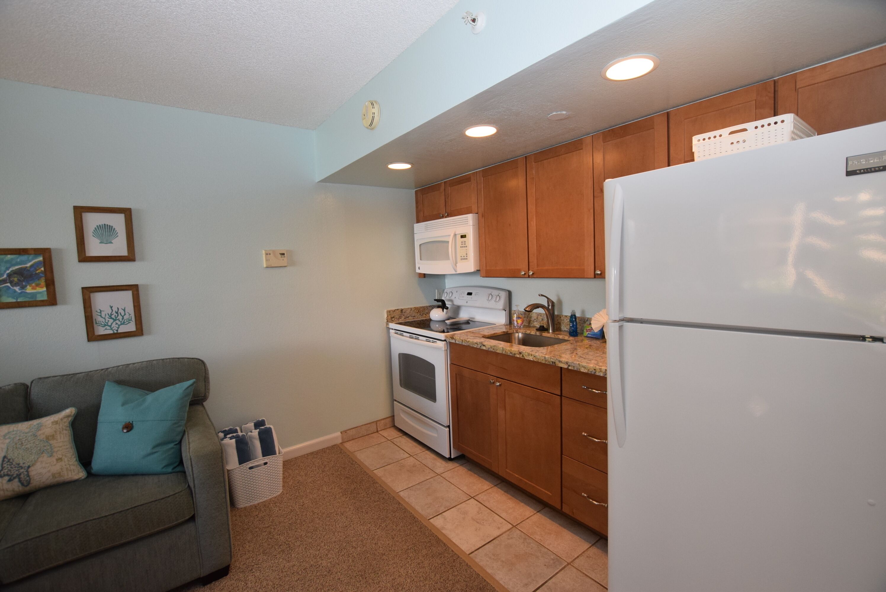 Dlx Oceanview Maui Studio...Updated/Great Views!