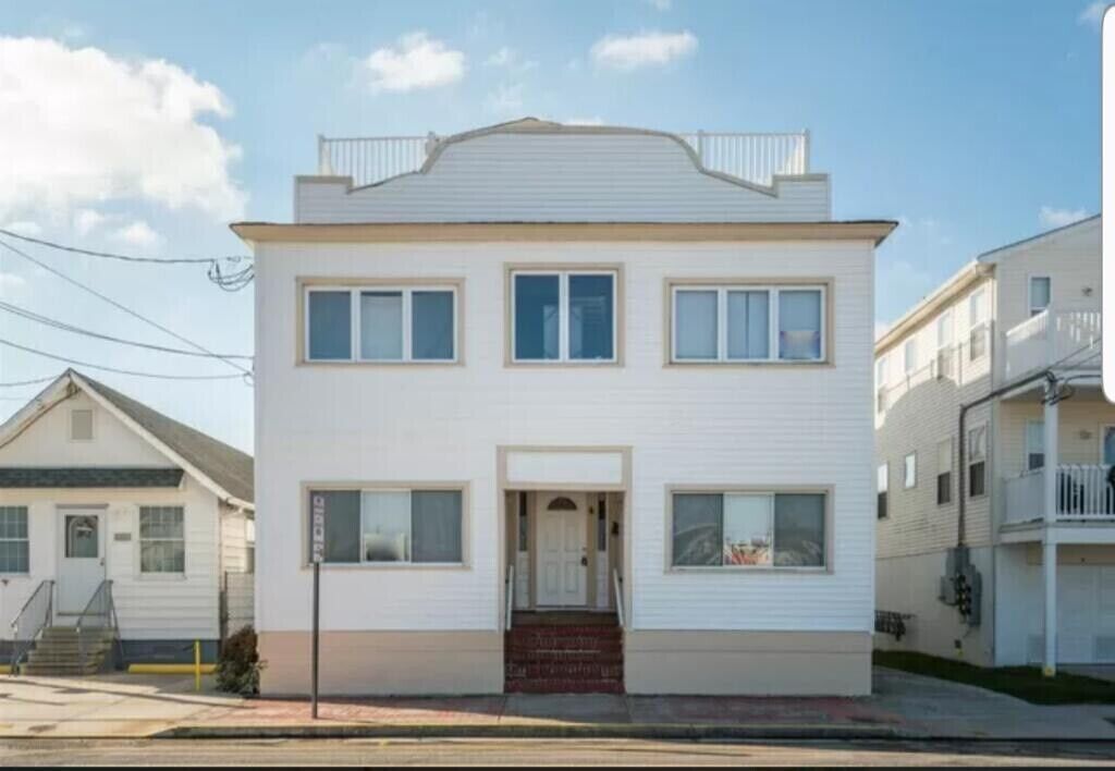 Only steps away to the beach,  boardwalk and everything Wildwood has to offer!!