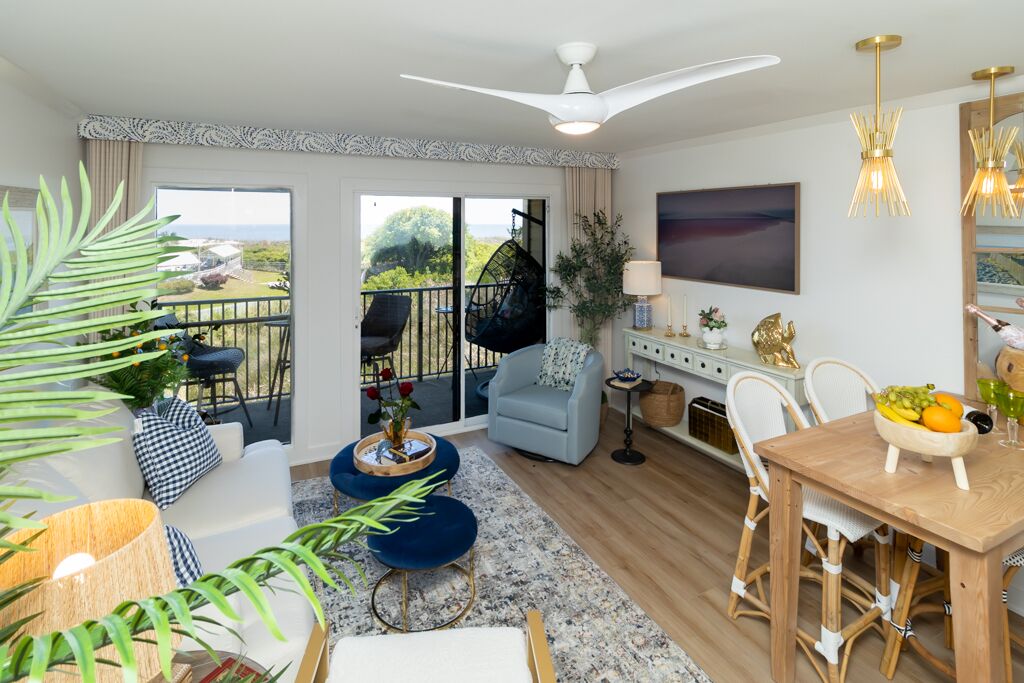 Dancing In the Moonlight Romantic Ocean Front for Couples
Remodeled this year. 