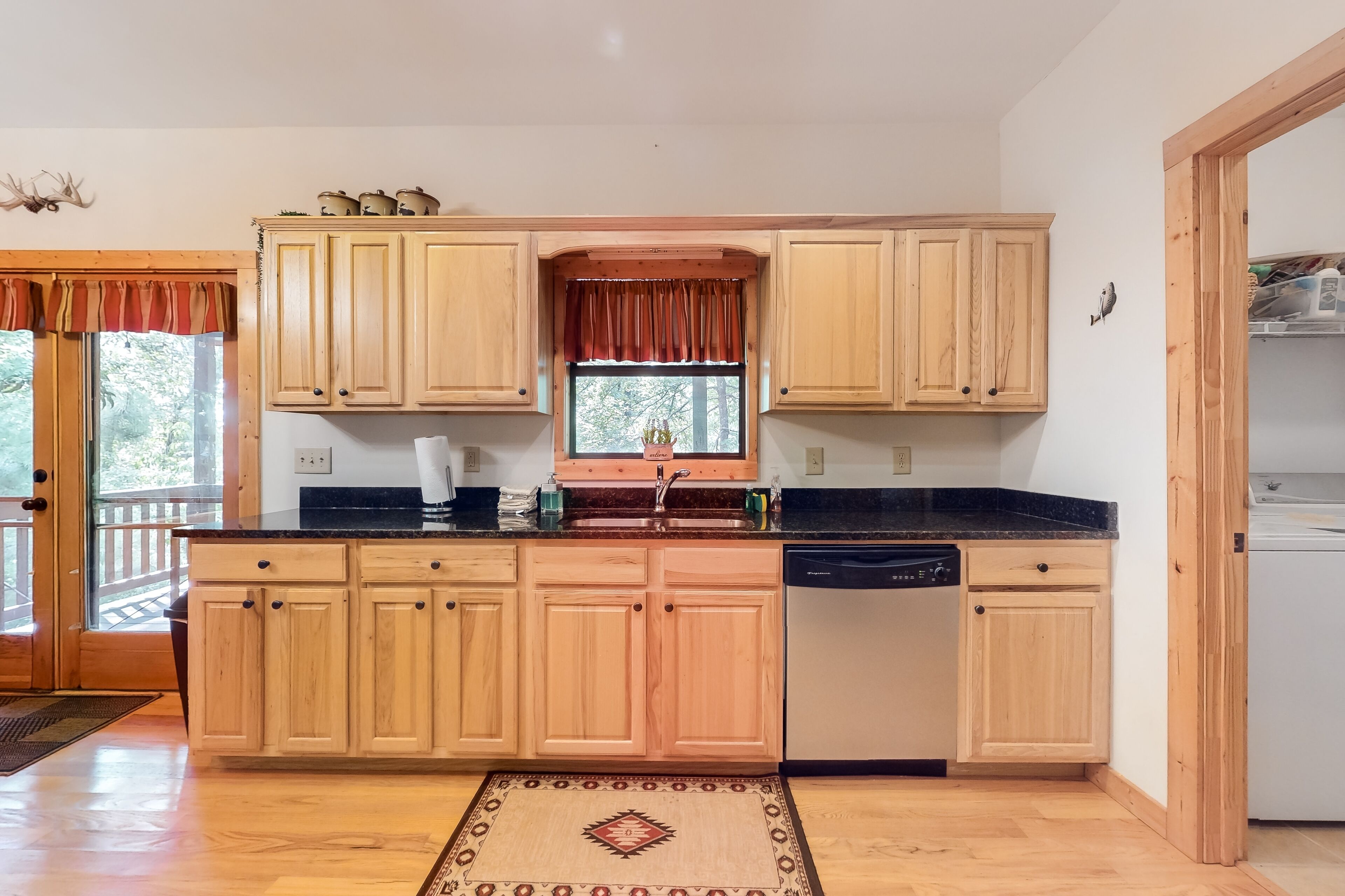 Country cabin with shared pools, arcade, & private foosball table - dogs welcome