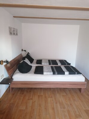 1 Schlafzimmer, WLAN, Bettwäsche