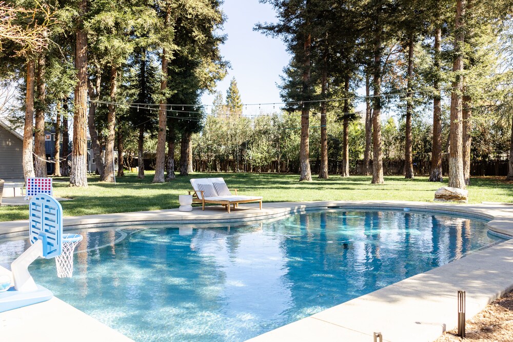 Luxury ranch style home with park like setting in North Chico!