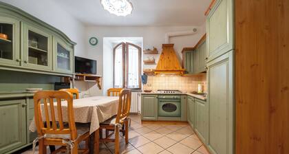 Beautiful apartment in Center town close to Duomo and San Patrick's well