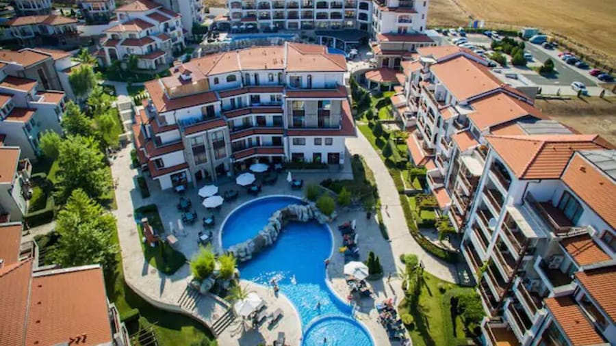 3 Bedroom Villa At The Vineyards Resort