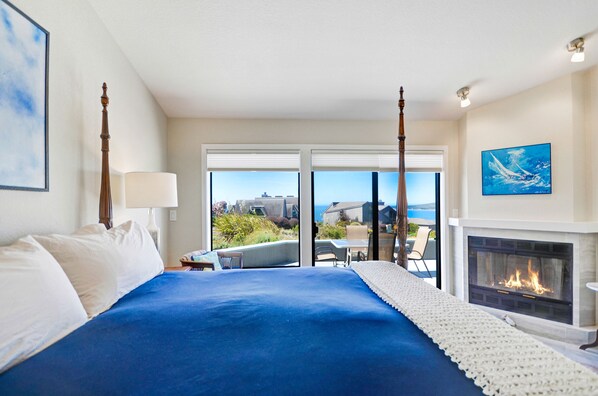 3 bedrooms, iron/ironing board, travel crib, free WiFi