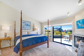 3 bedrooms, iron/ironing board, travel crib, free WiFi