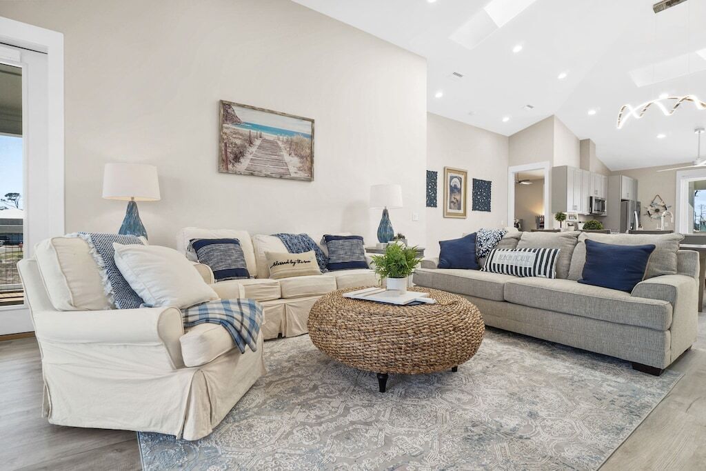 NewCapeHouse- GolfCart,Jacuzzi SPA, Bikes,GameRoom