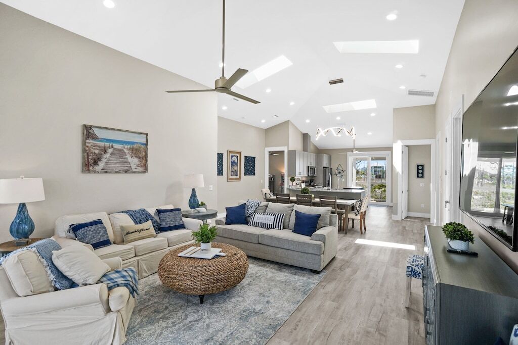 NewCapeHouse- GolfCart,Jacuzzi SPA, Bikes,GameRoom