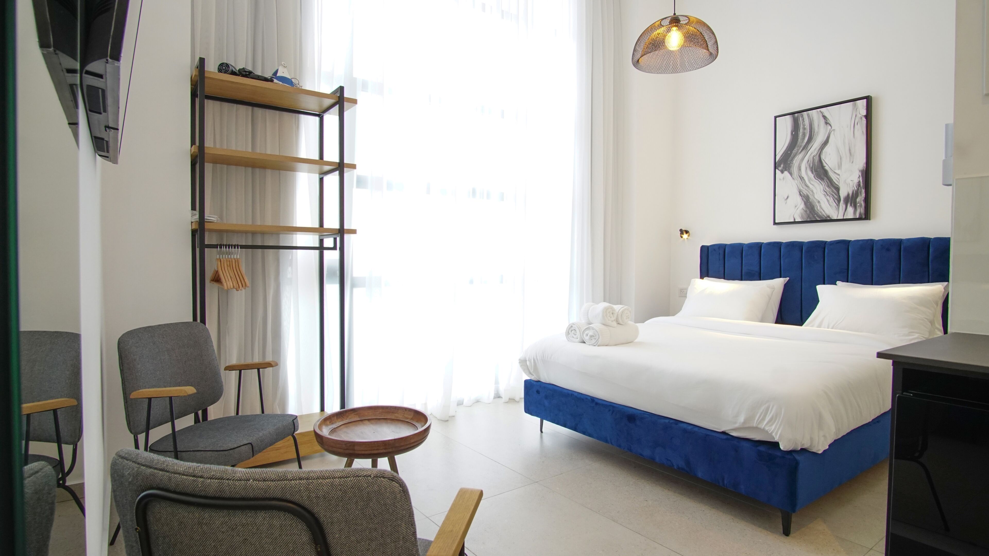 Photo - De' Mar Florentine By Peraia