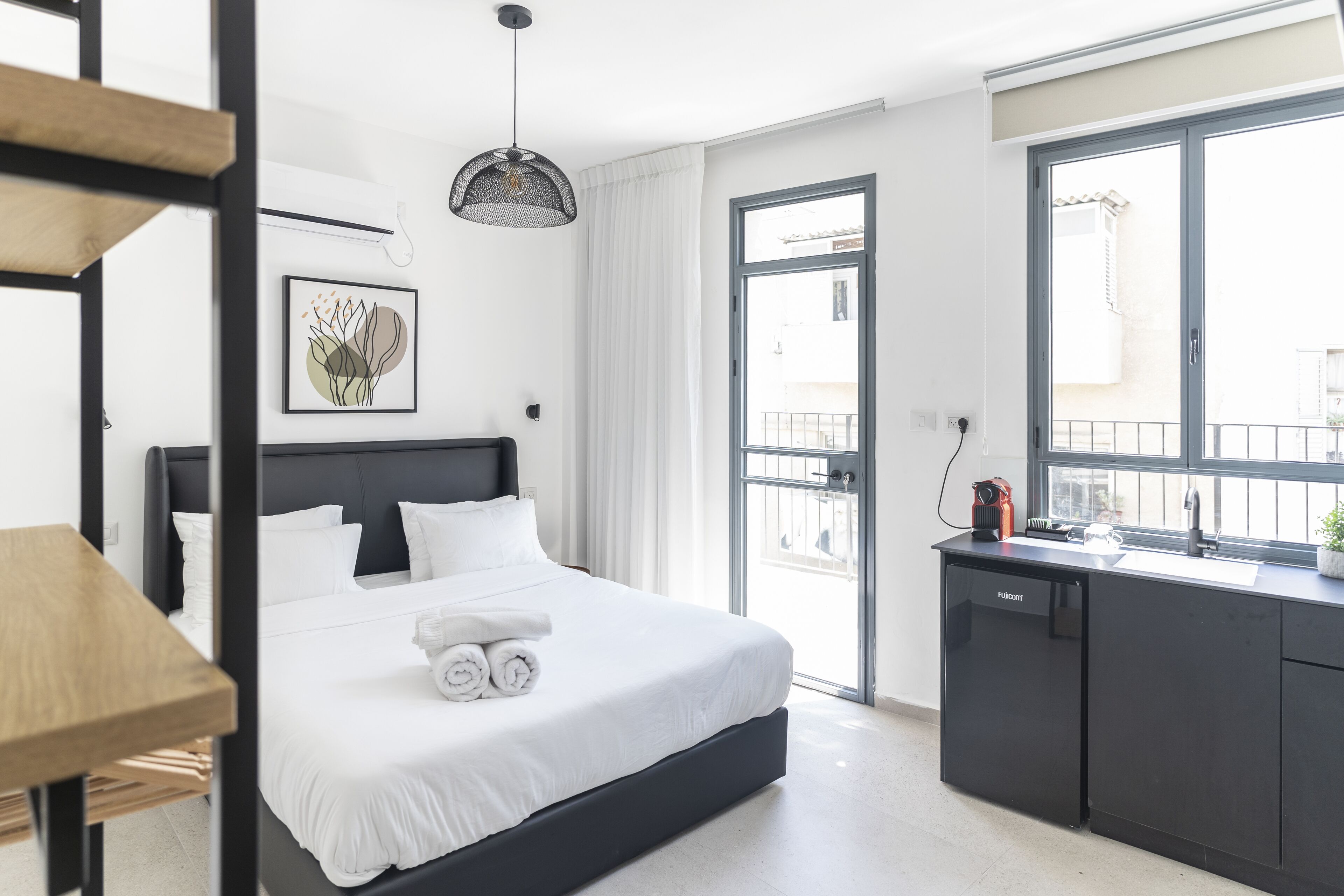 Photo - De' Mar Florentine By Peraia