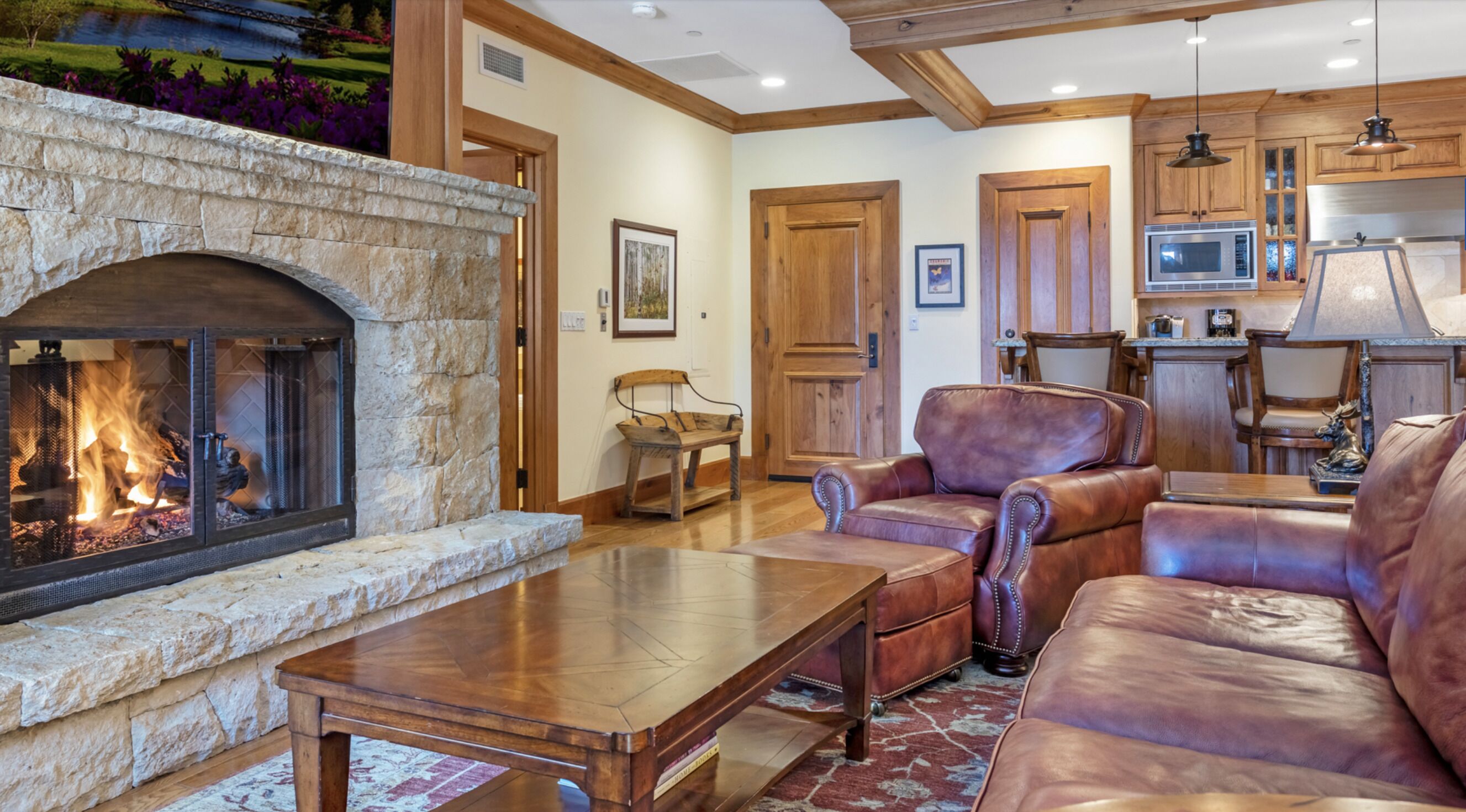 Top of the world at Bachelor Gulch with Amazing sunsets and sunrises! Sleeps 5