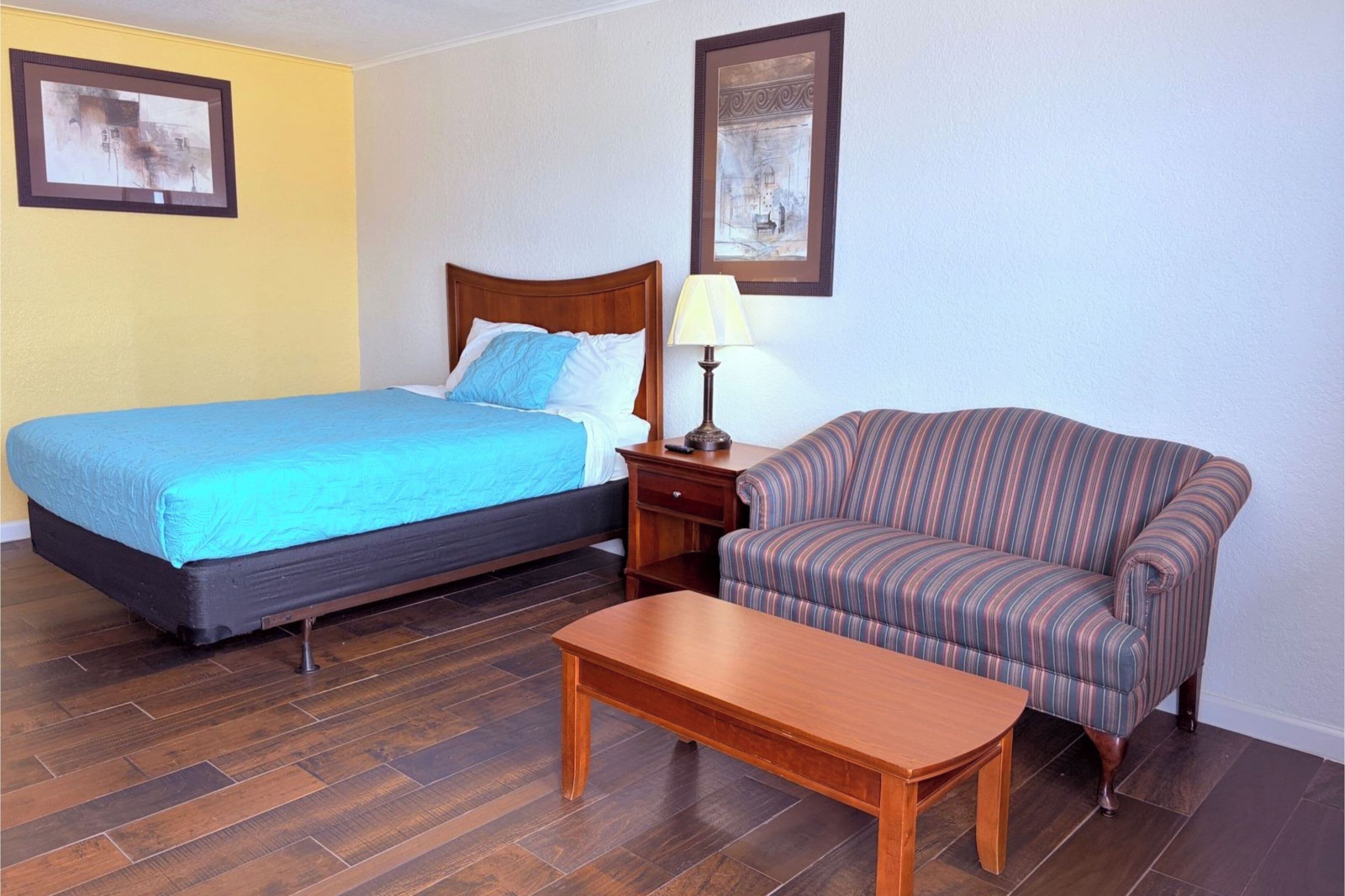 Chambre, 1 grand lit, non-fumeur
