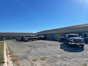 Exterior - Champions Inn (Del Rio)