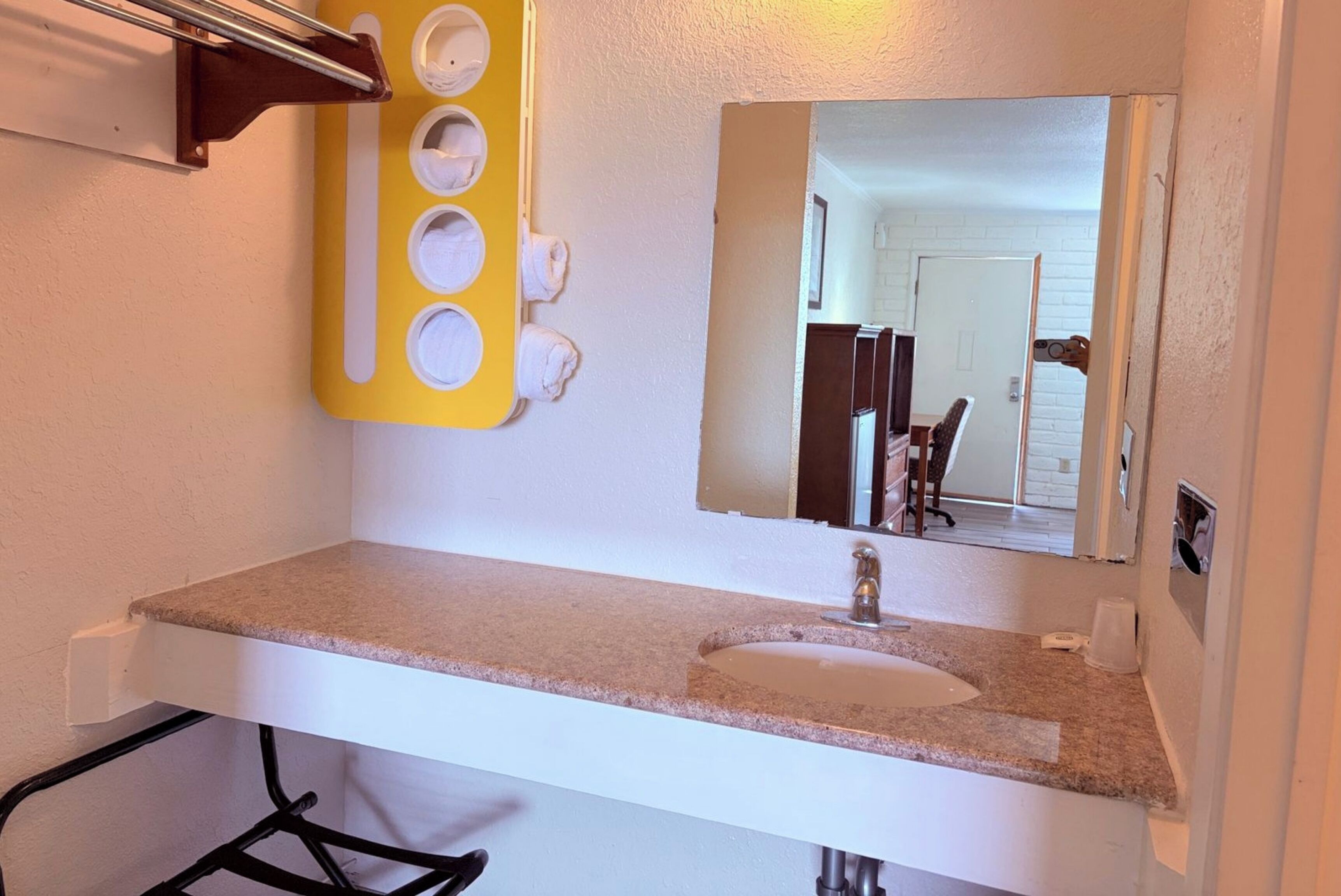 Room, 2 Queen Beds, Non Smoking | Bathroom | Soap, shampoo, toilet paper