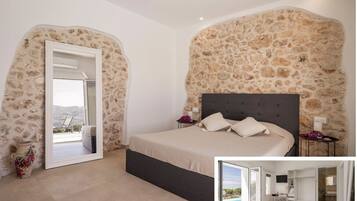 4 bedrooms, desk, iron/ironing board, free WiFi