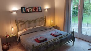 4 habitaciones, cuna de viaje, wifi gratis y ropa de cama