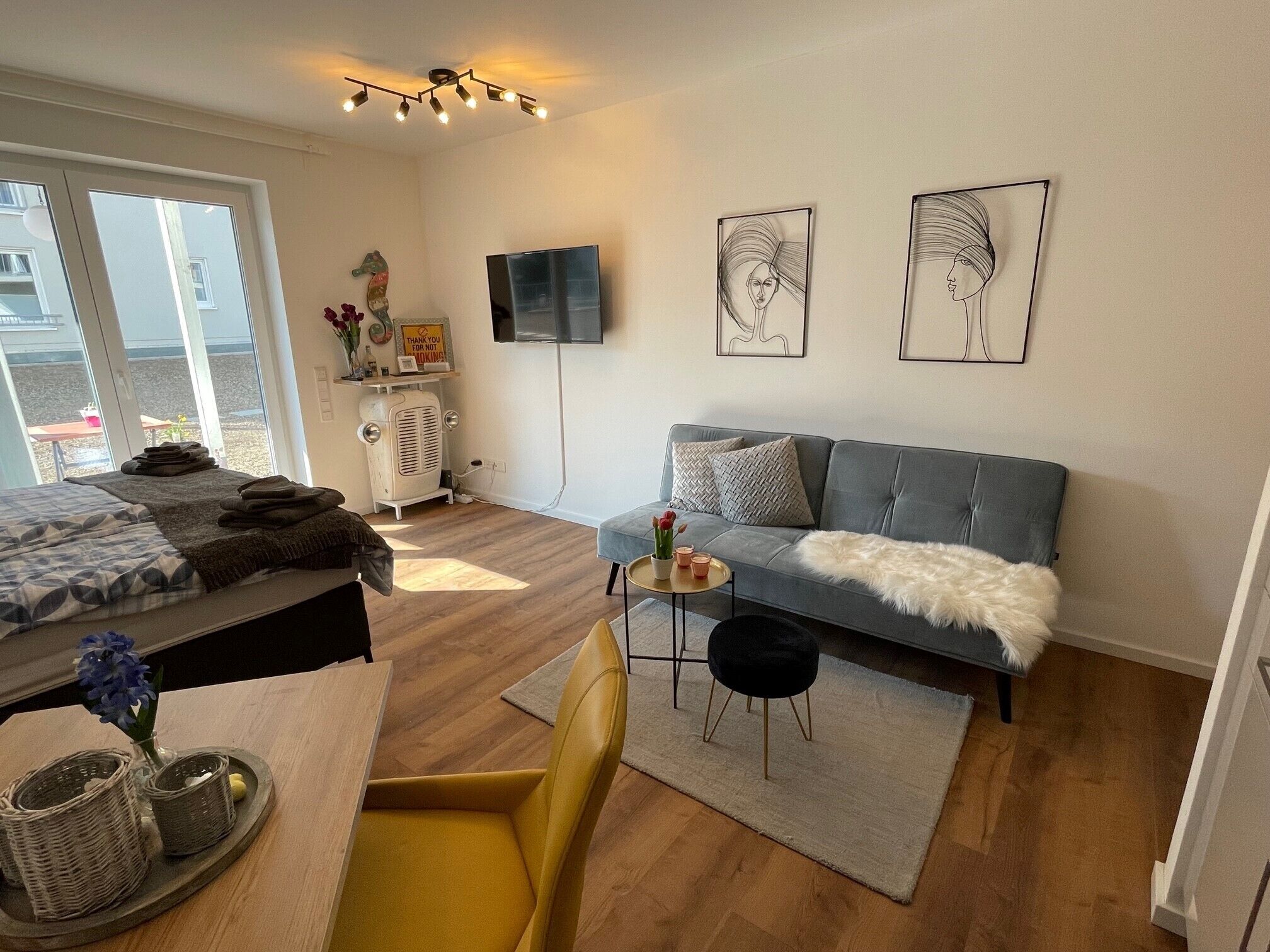 Top chic apartment 5km from the city!