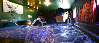 Blue Tiny Home.Hottub. Fireplace.NearStCroixStatePk