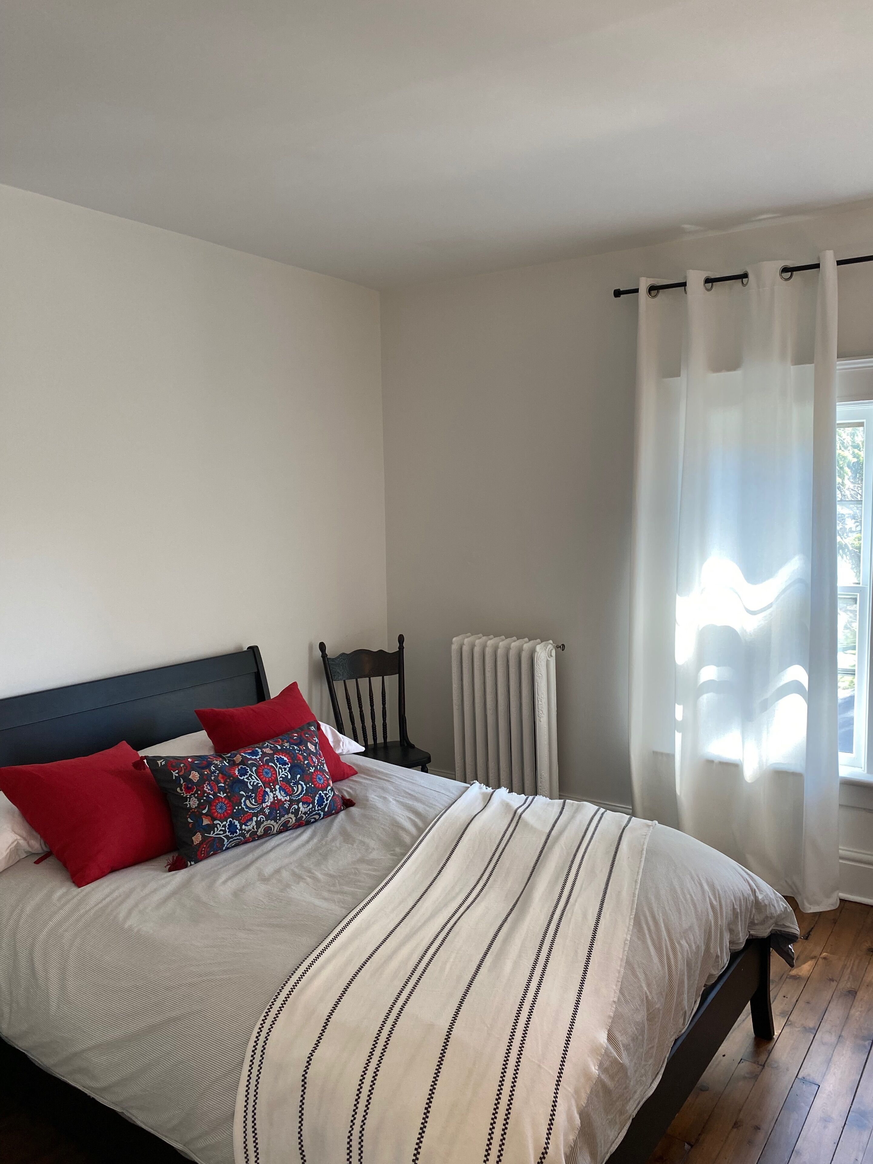 Creative Retreat & Walk to the Beach!