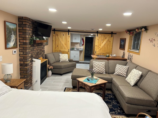 1 bedroom, WiFi, bed sheets