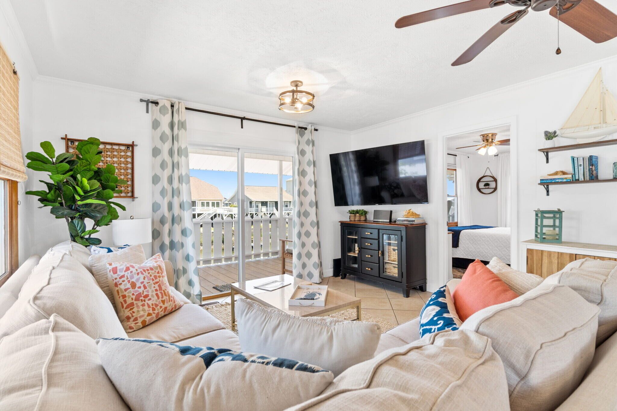 4 عدّة غرف نوم ومكواة/لوح كي وسرير سفر وواي فاي مجانًا