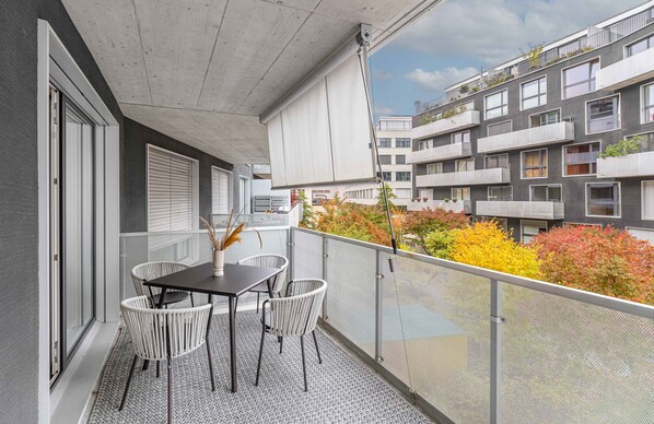 Luxury-Apartment (incl. cleaning fee of 600 CHF) | Terrasse/Patio