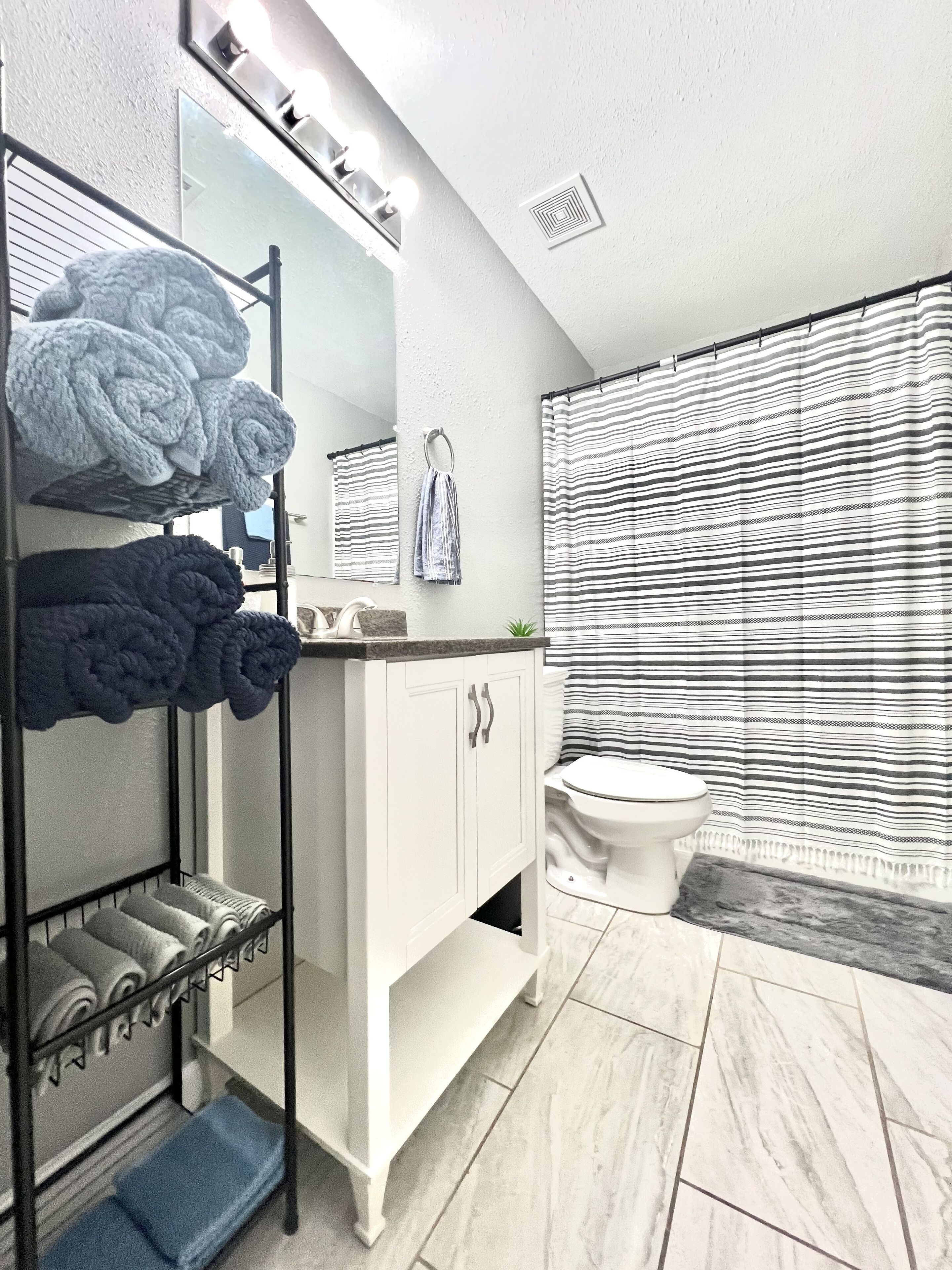 Cozy Two Bedroom near NAS Pensacola