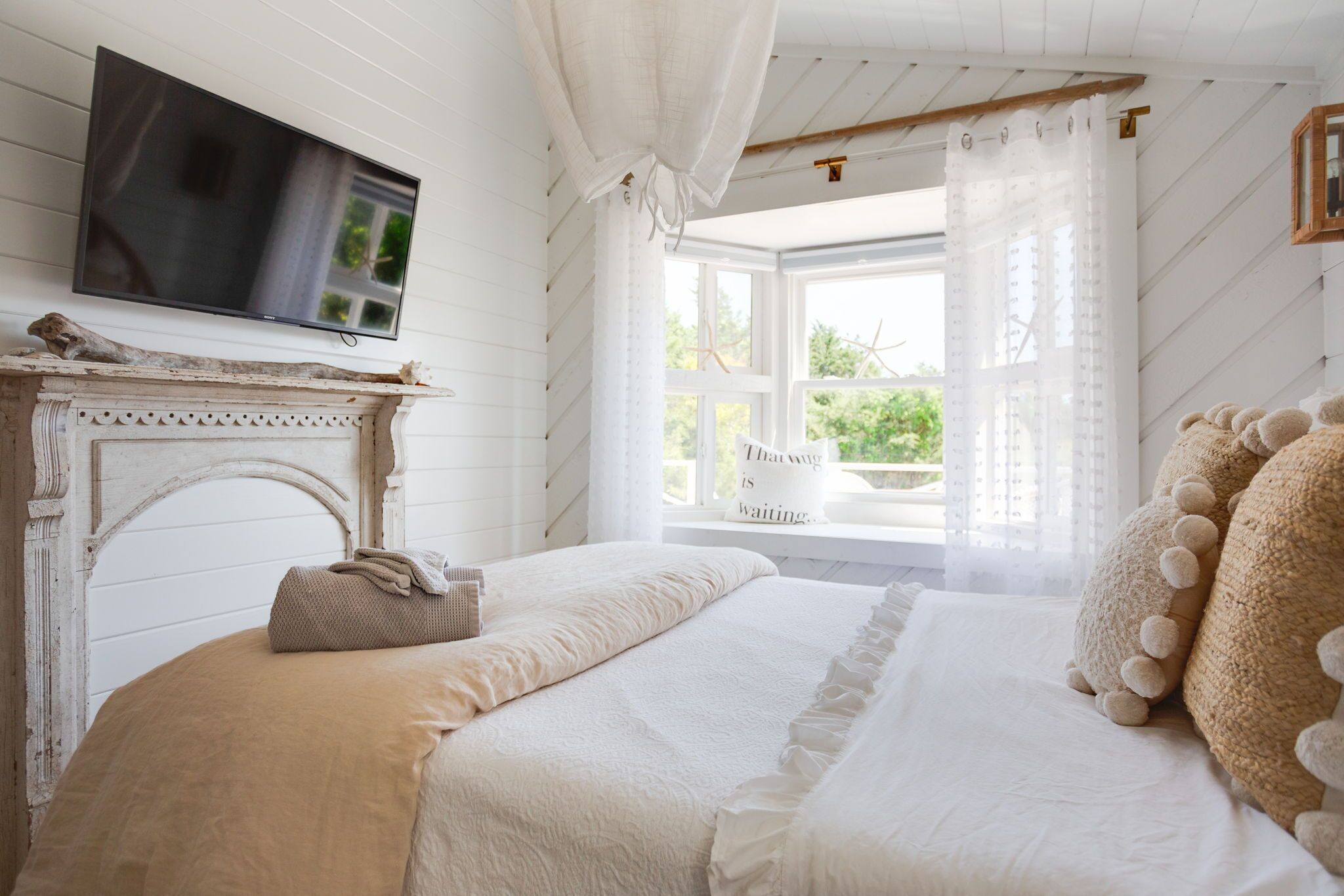 2 bedrooms, desk, iron/ironing board, free WiFi