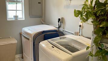 Basic Duplex | Laundry