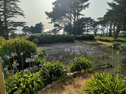 Maison Vue mer avec grand jardin sur la Côte de Granit Rose