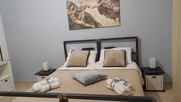 1 bedroom, iron/ironing board, free WiFi, bed sheets