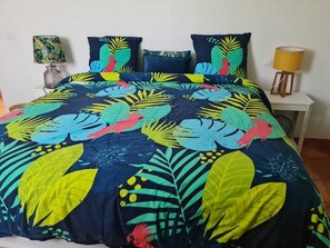3 bedrooms, in-room safe, desk, iron/ironing board