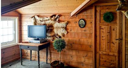 Nice home in Kvinesdal