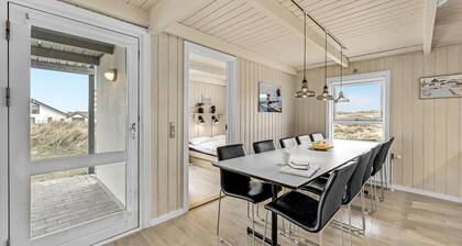 Awesome home in Thisted with sauna