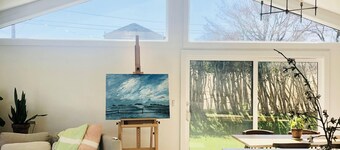 Newly renovated 5mins walk from best surf beach Ditch!