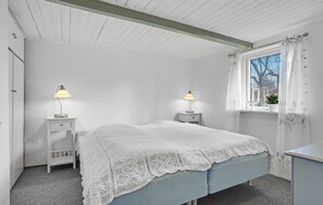 2 bedrooms, free WiFi