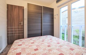 2 Schlafzimmer, Bügeleisen/Bügelbrett, Reisekinderbett, kostenloses WLAN