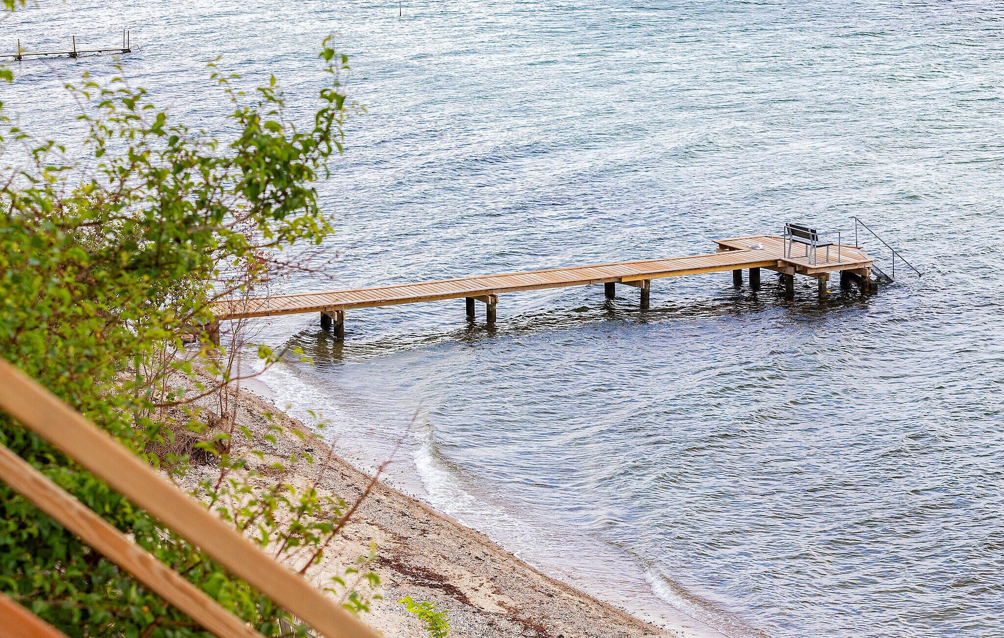 Nær stranden og fisking