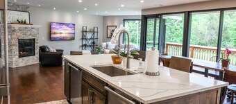 2 Acre Home- Pond View with Hot-Tub - Sleeps 16