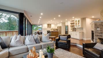 Smart TV, fireplace, foosball, books
