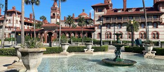 Updated Historic Family Home • Dogs ok • Walk to Town • Easy Parking