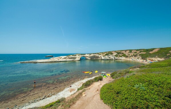 Beach - 3 bedroom beautiful home in Milis (Milis)