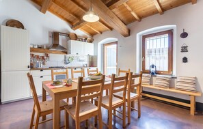 Dining - 3 bedroom beautiful home in Milis (Milis)