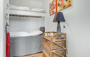 2 bedrooms, free WiFi