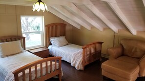 3 bedrooms, free WiFi, bed sheets