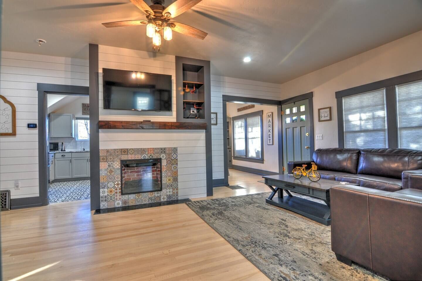 2 Houses on 1 property, Downtown Oasis!