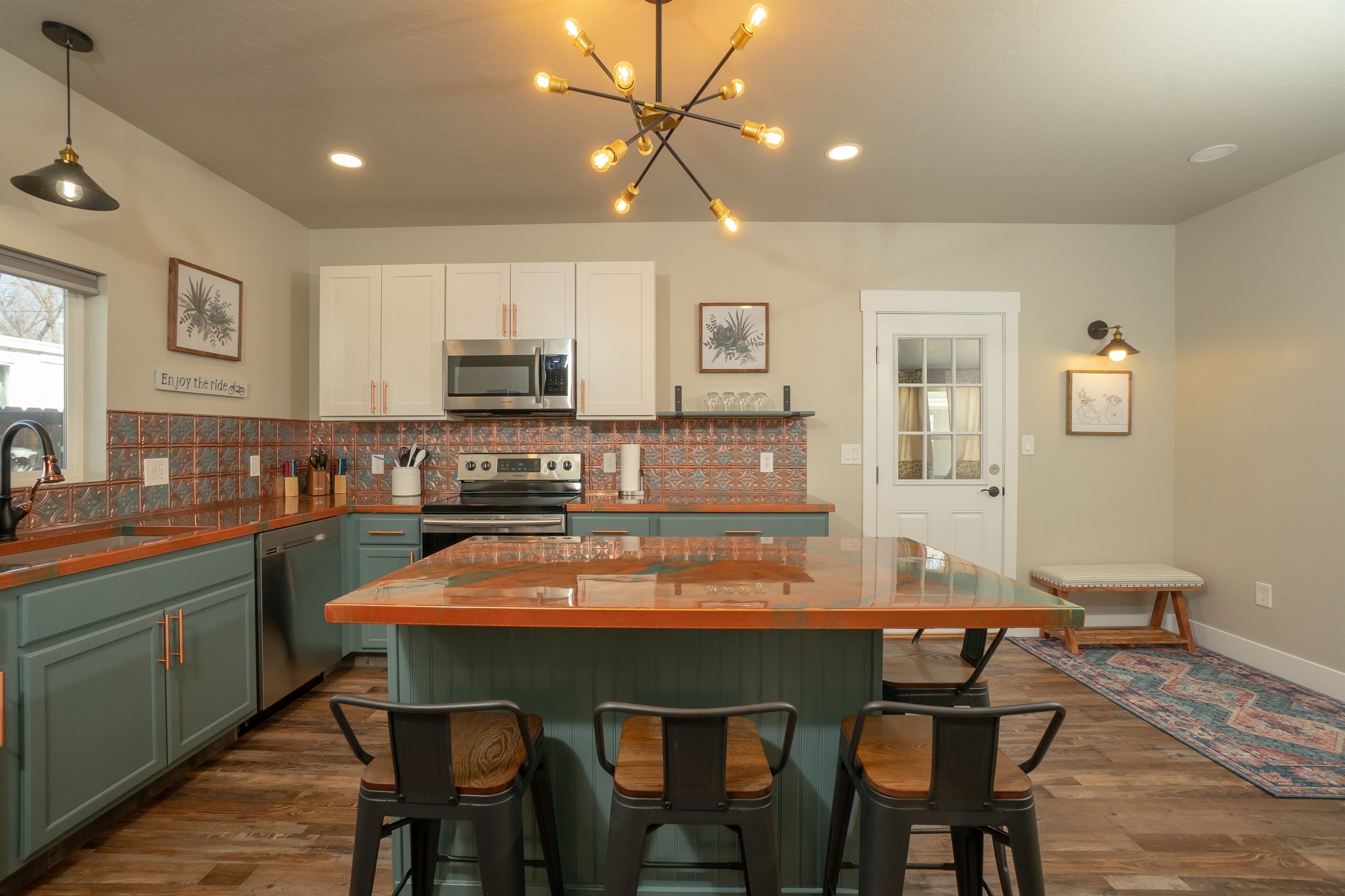 The Whole Enchilada, Downtown Fruita! Friendly, Fast Wifi