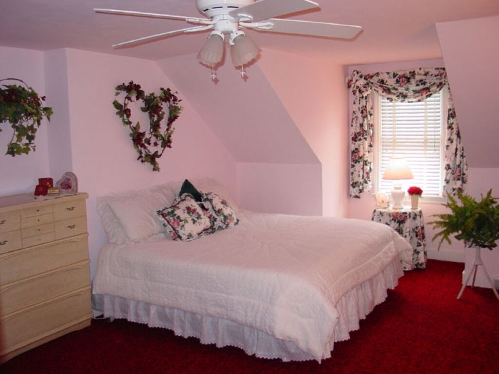 Mountain Stone Manor 7 Miles to Hershey and Close to Lancaster