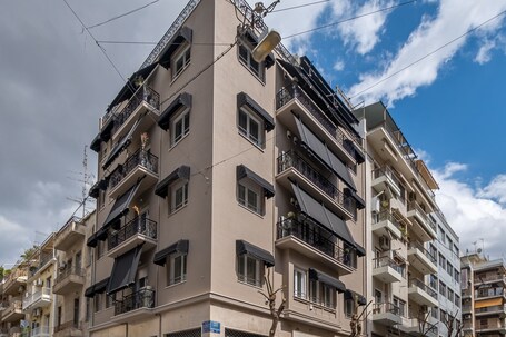 My Greek Vacations City Apartments - Image 14