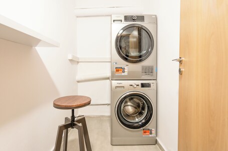 My Greek Vacations City Apartments - Image 19